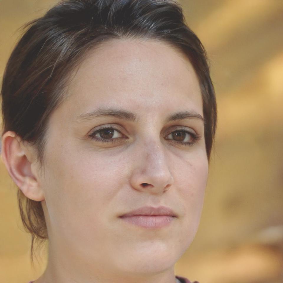 Consultante experte en gestion d'excédents budgétaires